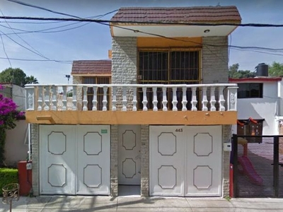 ¡GRAN OPORTUNIDAD! Casa en Valle de Santa Monica, Tlalnepantla