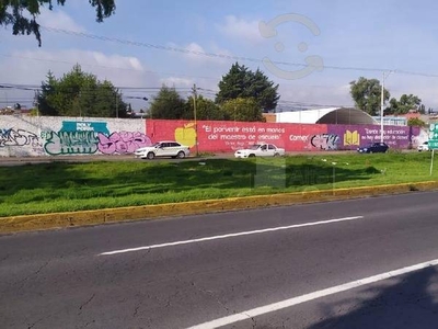 Terreno comercial en venta Cacalomacan