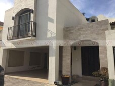 Casa En Venta En La Rioja Privada Residencial, Monterrey, Nuevo León