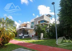 Casa en Venta en Cumbres Cancun / Codigo: ABT5489
