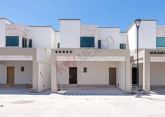 ultimas dos casas en venta en fraccionamiento san marino de torreon frente a área verde con circuito cerrado y vigilancia