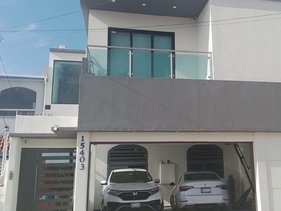 Se vende casa de 4 recámaras en Las Huertas, Tijuana