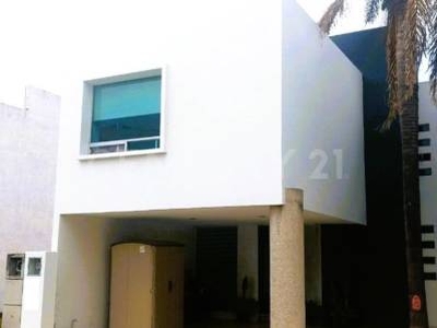 VENTA DE CASA, 3recámaras, rumbo a Huejotzingo, Aeropuerto (8KM) Puebla