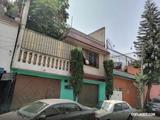 Casa en Venta en Colonia Xalpa - 4 recámaras - 230 m2