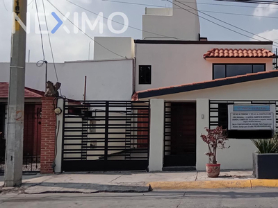 Venta Casa 6 Ambientes Colón Echegaray