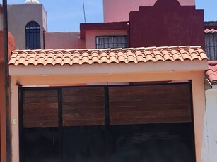 Casa en venta B. Clavelines 70b, Real Del Bosque, Fuentes Del Valle, Estado De México, México