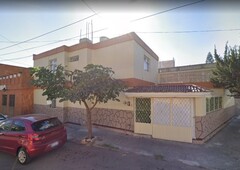 CASA EN COL. OBRERA A 5 MIN DE IPN GUADALAJARA. REMATE BANCARIO ADJUDICADO!