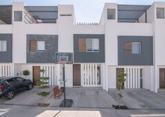 casa en venta en zapopan en coto cerca de itea zapopan