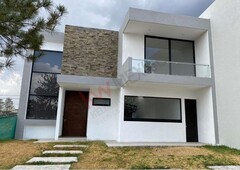 casa nueva en la campiña con habitación en planta baja