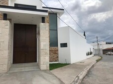 casas en renta - 575m2 - 3 recámaras - saltillo - 30,000