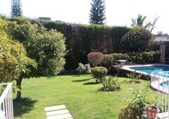 En venta casa en Cuernavaca un solo nivel impecable con bello jardin