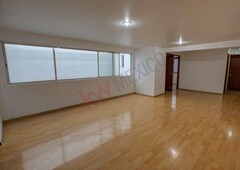 Departamento en Venta, 3 Recámaras, 2 Estacionamientos Col. Roma Sur CDMX