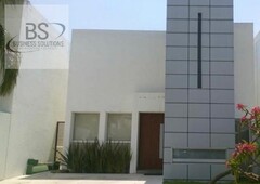 doomos. av casa en venta o renta fraccionamiento punta juriquilla queretaro