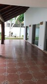doomos. venta de hermosa espaciosa casa con acabados increibles en residencial cancun