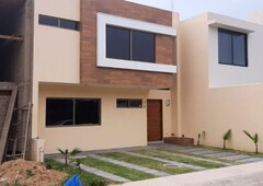 nueva casa en venta en argenta residencial en zapopan