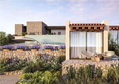 venta - casa con roof garden, alberca y spa. presa allende