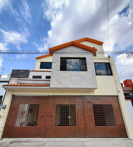 Casa En Venta, Las Arboledas, 4 Recámaras