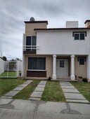 RENTA DE CASA AMUEBLADA EN PUNTA JURIQUILLA, QUERETARO.