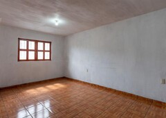 Casas en venta - 120m2 - 3 recámaras - Guadalajara - $2,400,000