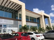 11 m consultorios médicos en renta en cancún, sobre av huayacán con s