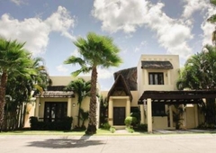 4 cuartos, 450 m magnifica casa en residencial villa magna, cancun, q. roo