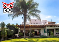 Doomos. Casa en Venta con Salida al Campo de Golf, Villas del Mesón, Juriquilla, Querétaro.