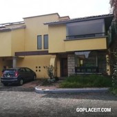 En Renta, Amplia Casa en Fraccionamiento en Xochimilco, Huichapan - 4 baños