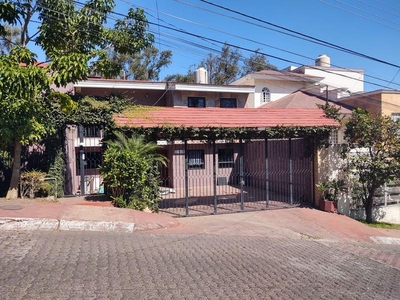 Casas en renta - 307m2 - 4 recámaras - Cerro del Tesoro - $24,000