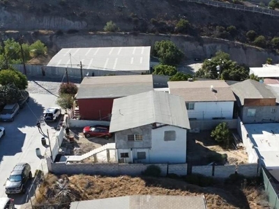 Casas en venta - 300m2 - 2 recámaras - Tijuana - $135,000 USD
