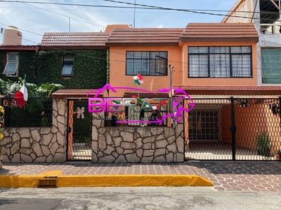 Doomos. Casa - Xochimilco