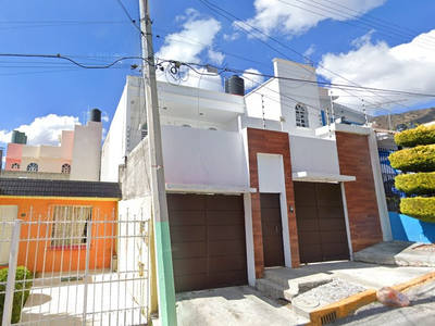 Casa En Remate Bancario En Fracc Lomas De Vista Pachuca De Soto Hidalgo, (65% Debajo De Su Valor Comercial, Solo Recursos Propios, Única Oportunidad). -ada