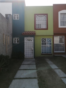 Casa en venta en fraccionamiento villa fontana, San Pedro Tlaquepaque, Jalisco