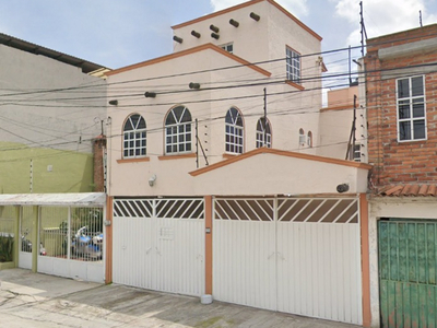 CASA EN VENTA, SALVADOR SÁNCHEZ COLLÍN, TOLUCA, EDO. DE MÉX.