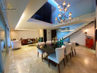 Hermosa casa en venta en Olivos Residencial Olivos Residencial, Zapopan, Jalisco $12,800,000 EN VENTA