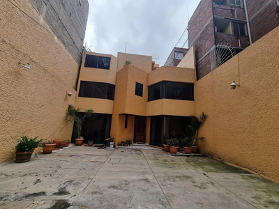 Casa Para Oficina En Colonia Independencia En Benito Juarez