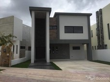 Doomos. Casa en Venta Lagos del Sol