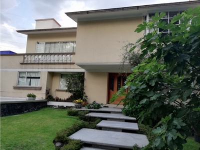 Doomos. CASA EN RENTA EN AMPLIACION FUENTES DEL PEDREGAL, TLALPAN CDMX