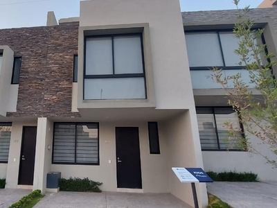 Doomos. CASA EN VENTA ZAPOPAN NORTE ZONA VALLE IMPERIAL