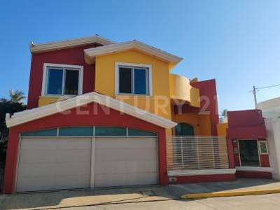 SE VENDE Casa en colonia Centro, Coatzacoalcos Veracruz.