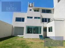 doomos. casa nueva en venta en metepec con roof garden