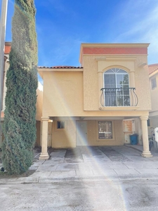 Bonita Casa Con Gran Espacio En Torreón Coahuila, 31140