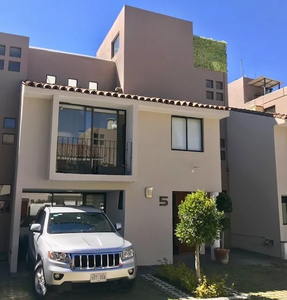 Casa En Contadero, En Conjunto Pequeño, 243 M2, Tres Autos, Cerca De Santa Fe