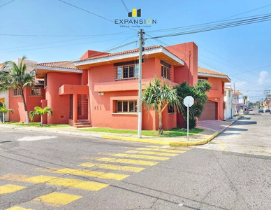 Casa En Venta En Boca Del Río, Veracruz