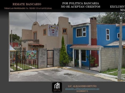 Casa en Villa Santi Toluca Estado de México Remate Bancario AOL
