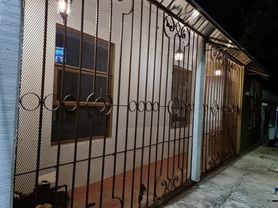 Doomos. Casa en venta en la Unidad Habitacional Primero de Mayo, Oaxaca