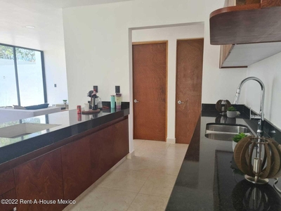 Doomos. Casa en Venta Mérida Cholul GY 232939