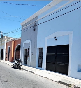 Doomos. Casa típica del Centro Histórico de Mérida en la Colonia Ermita