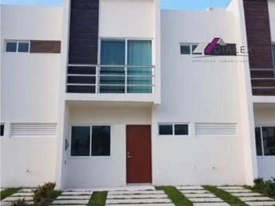 Doomos. Fraccionamiento Dunes Long Island Cancún, Quintana Roo - CASA EN VENTA Cerca Zona Hotelera