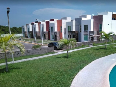 Doomos. VENTA DE CASA EN CALLE CIRTO PUERTO CORTÉS RESIDENCIAL BANUS, ALVARADO VERACRUZ