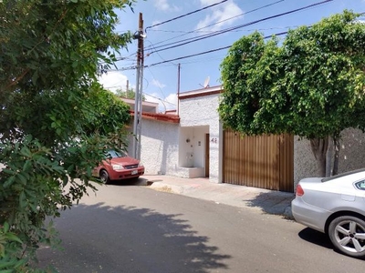 Venta Casa en Jardines de Querétaro-Querétaro